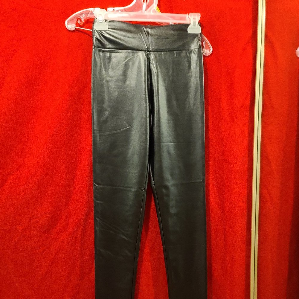 Faux leather legging pants